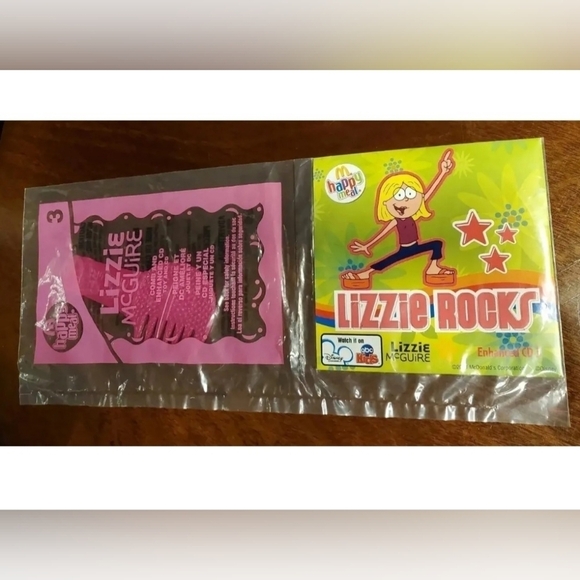 2004 McDonalds Happy Meal Lizzie Rocks Lizzie McGuire Enhanced CD3 & Comb - Picture 1 of 8